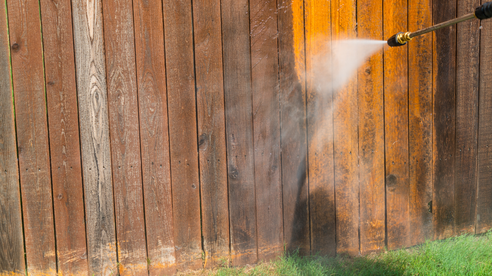 Fence pressure washing service